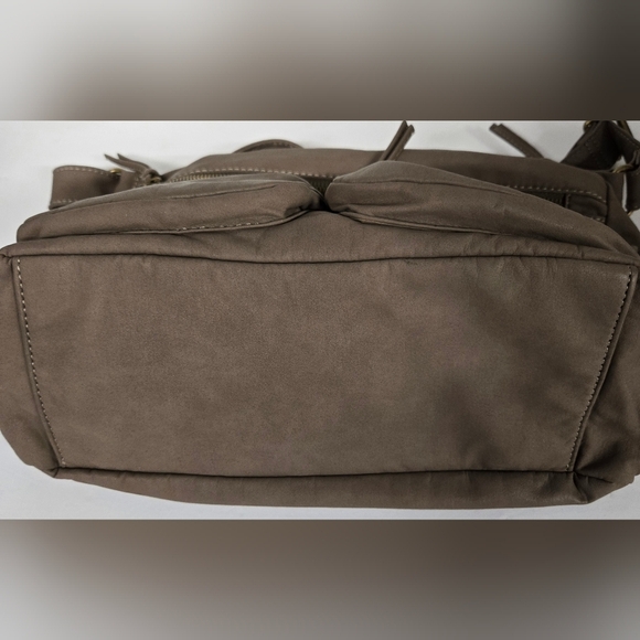 Bueno Double Strap Shoulder Bag Super Soft Faux Leather Taupe CLEAN CONDITION - Picture 12 of 13